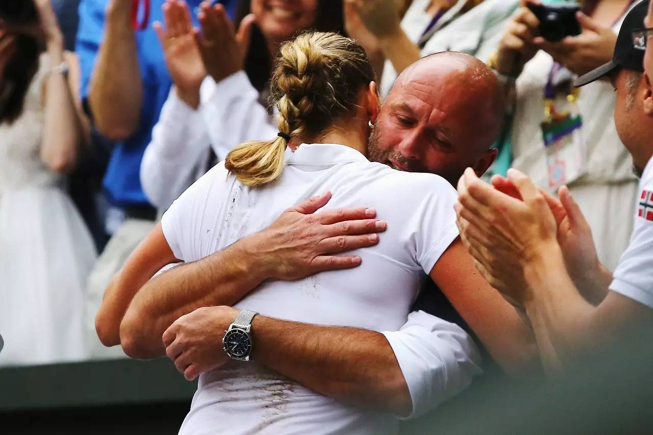 PG电子-阿扎伦卡巅峰对决，莎拉波娃与70激战MAD分钟，高光表现胜负难料！的简单介绍
