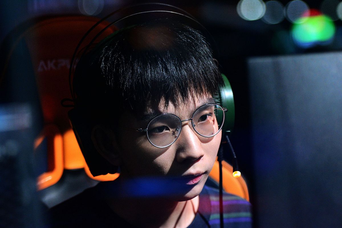 PG游戏-关于Faker新星挺进下一轮表现惊艳，TL未来可期！的信息