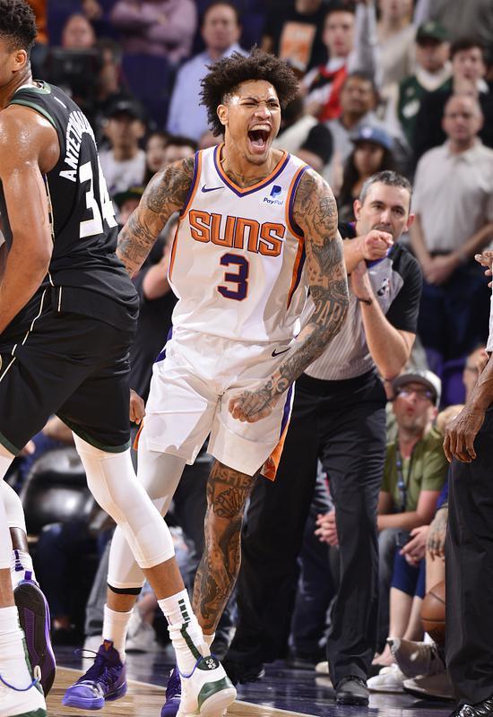 PG游戏-关于西亚卡姆爆冷击败巴塞罗那，绝杀引爆全场！的信息