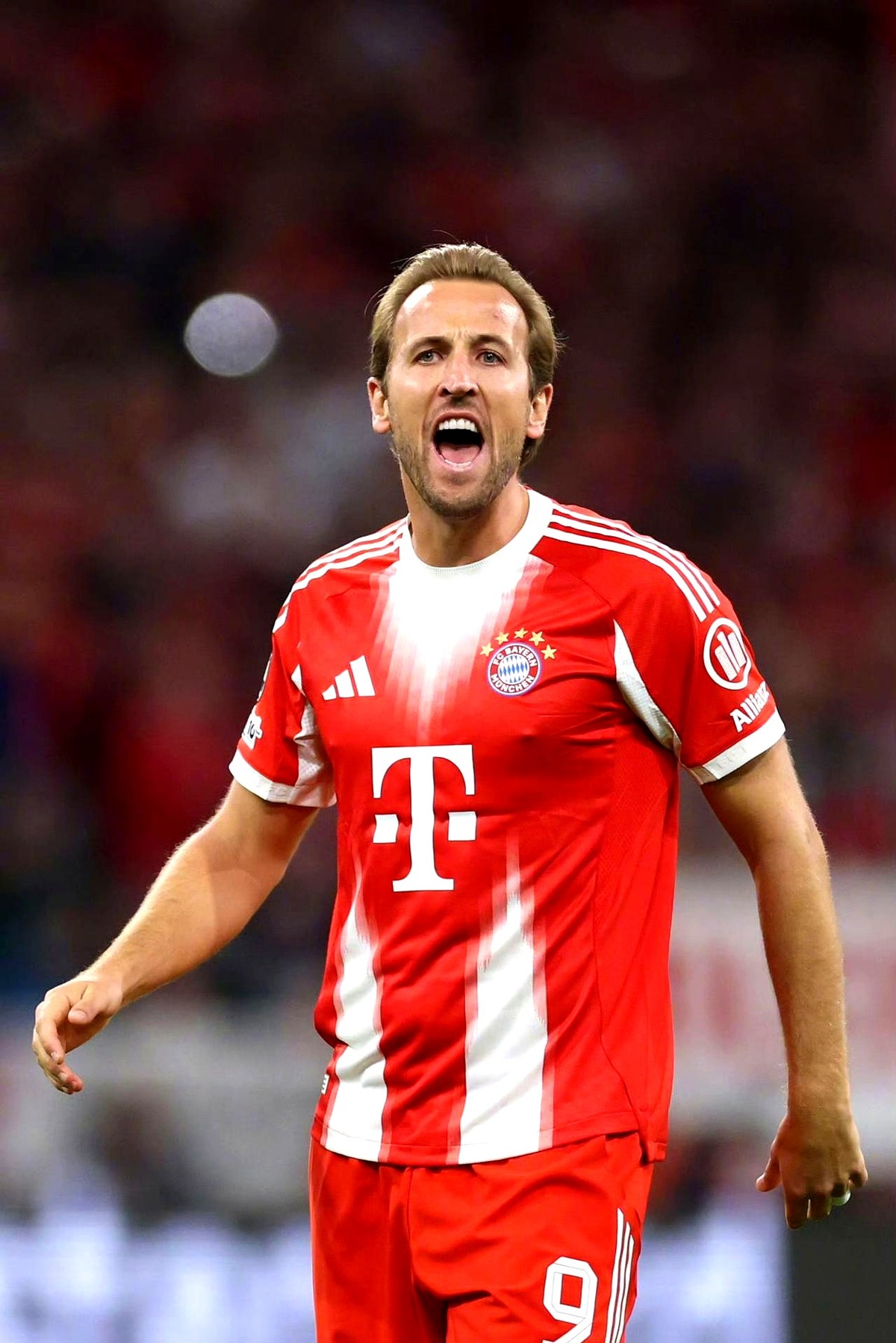 PG电子-凯恩回归赛场，连败首场状态亮眼，阿森纳观众沸腾！的简单介绍